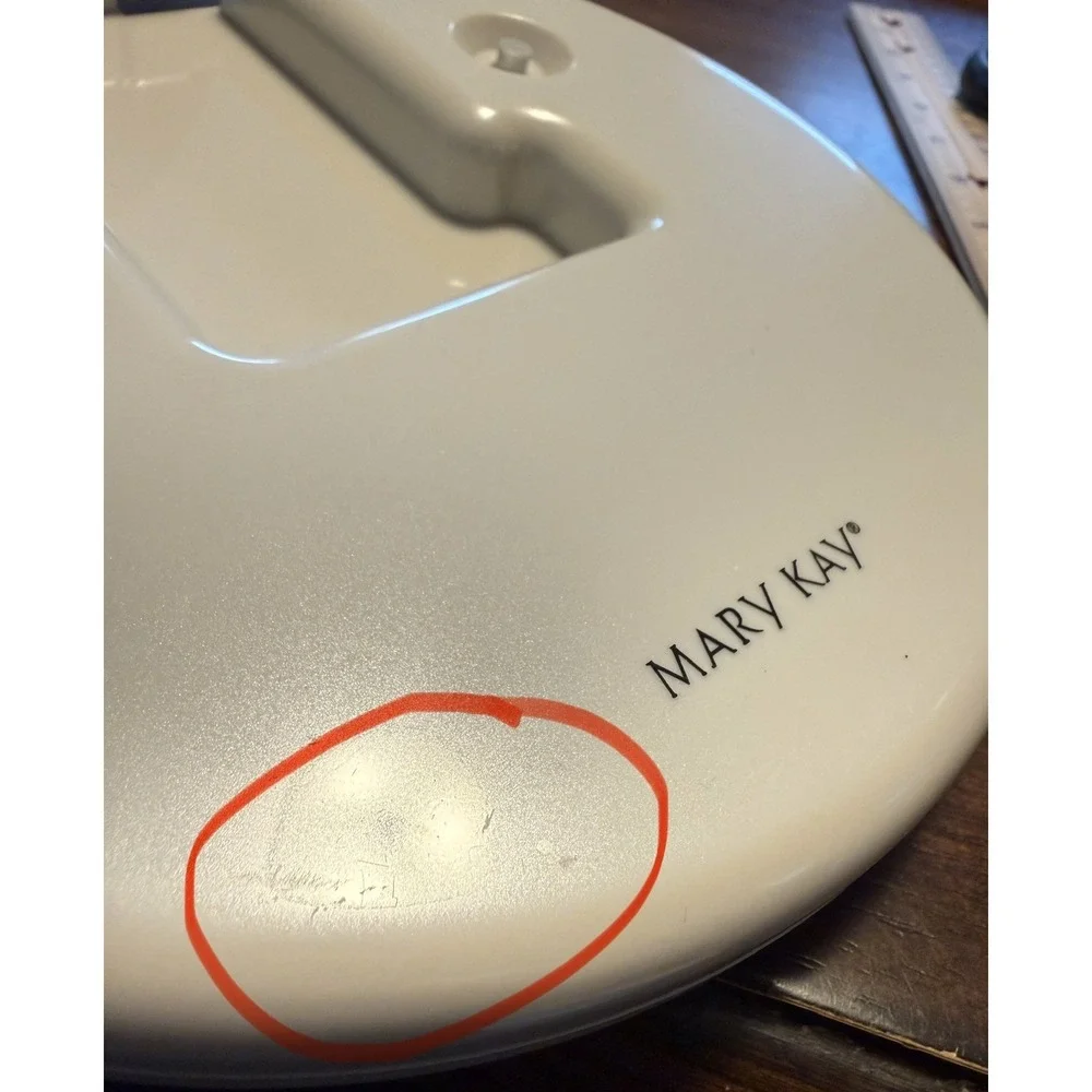 Mary Kay Double Make Up Mirrored Lighted Magnified Folding Mirror - READ DESC
